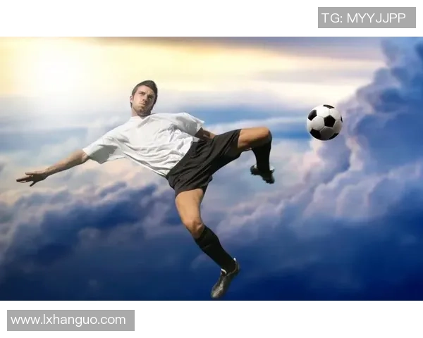 全球足球明星球员精彩瞬间合集图展现他们的风采与激情 全球足球明星球员精彩瞬间合集图展现他们的风采与激情