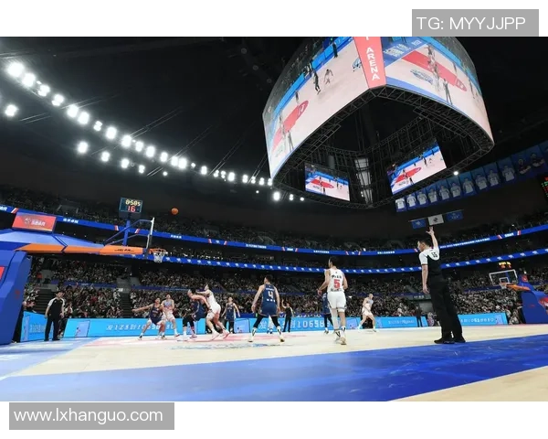 南京篮球队的转型之路联合会杯特别报道展现新风貌与挑战 南京篮球队的转型之路联合会杯特别报道展现新风貌与挑战