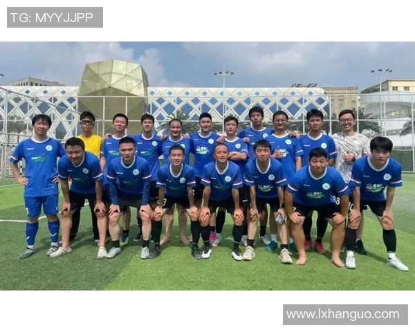 足球明星关怀行动精彩瞬间汇总展现温暖与爱的力量 足球明星关怀行动精彩瞬间汇总展现温暖与爱的力量