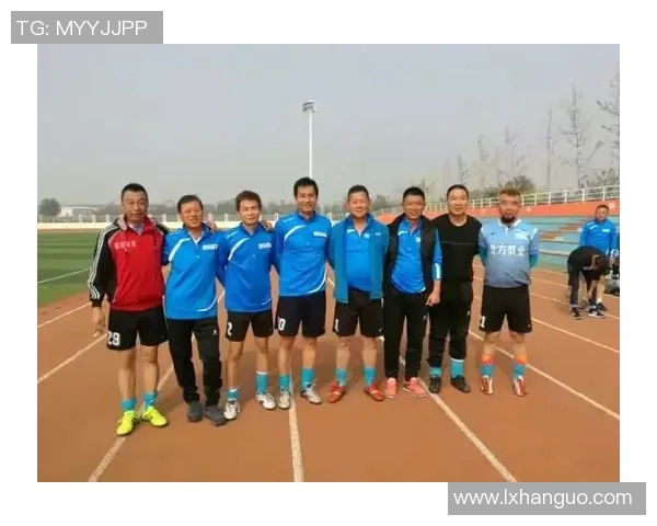 重庆足球队与西安足球队赛后分析力量对比与战术探讨 重庆足球队与西安足球队赛后分析力量对比与战术探讨